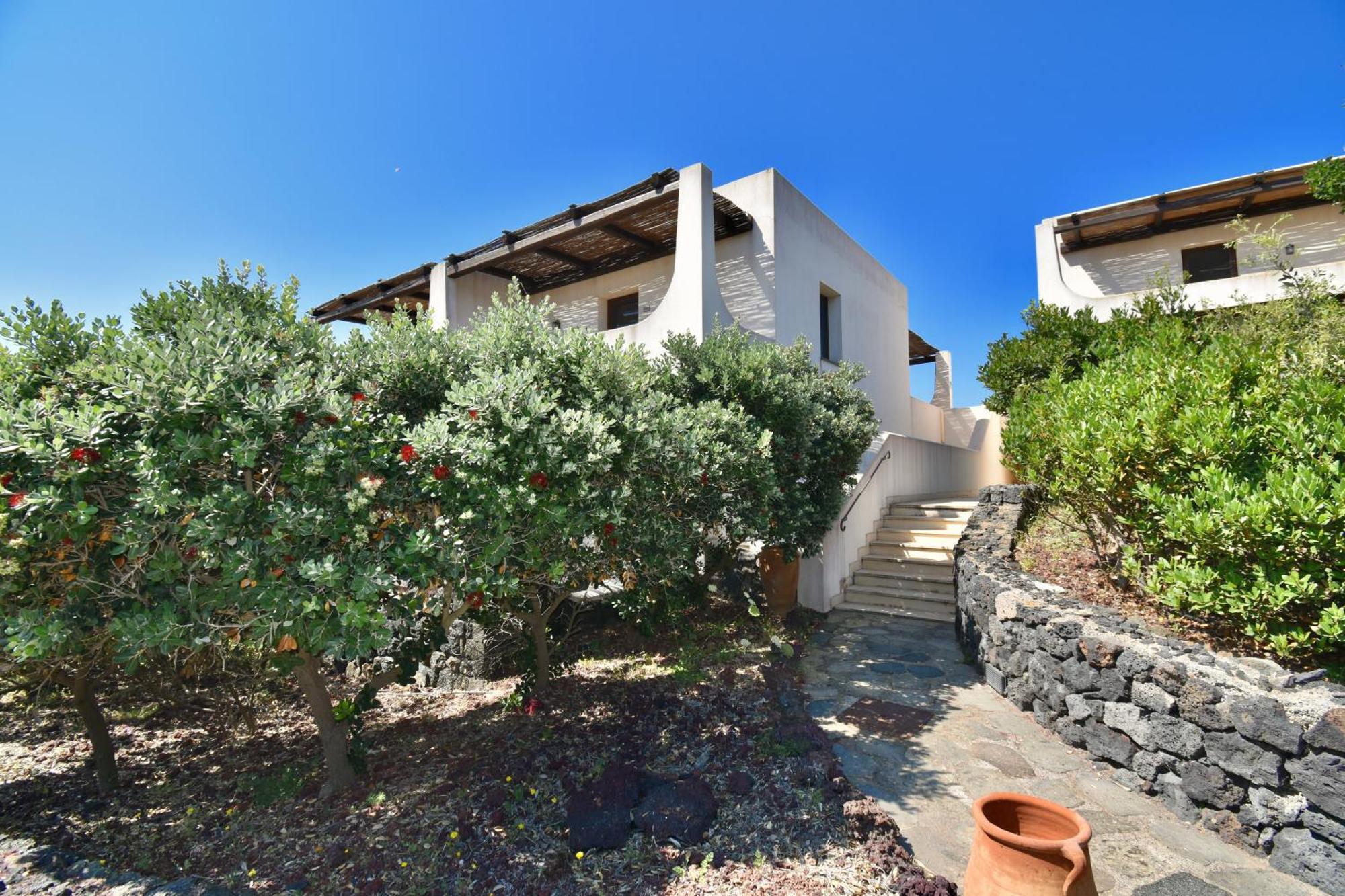 Kuddie Rosse Eco-Friendly Residence Madonna Delle Grazie ภายนอก รูปภาพ